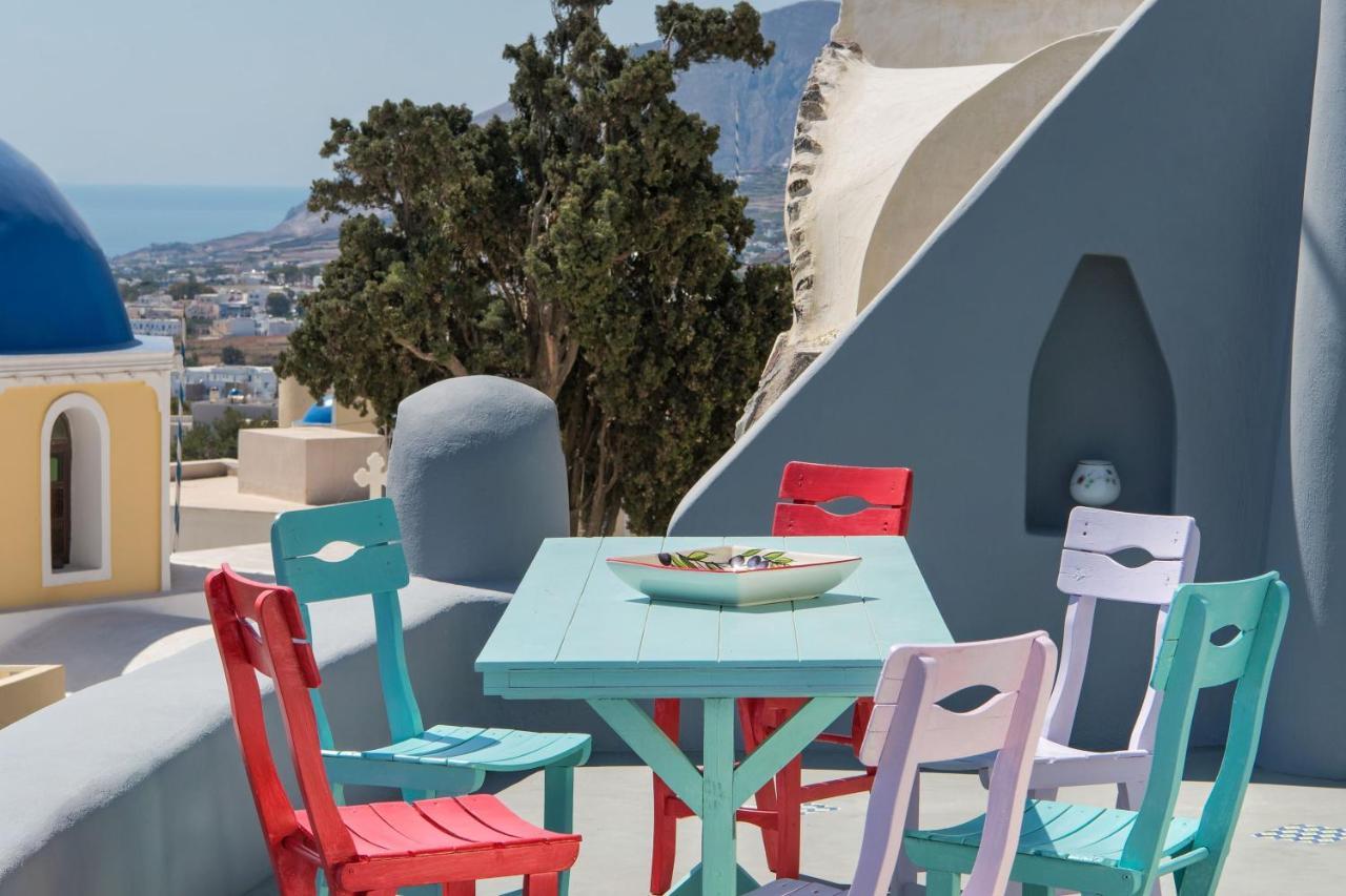 Fira Center Houses Exterior photo